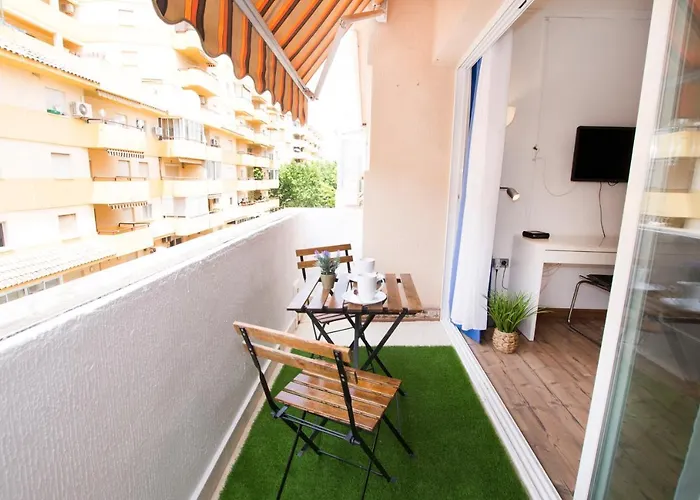 Апартаменты Cosy Close To Sea, Wifi, Air Cond *