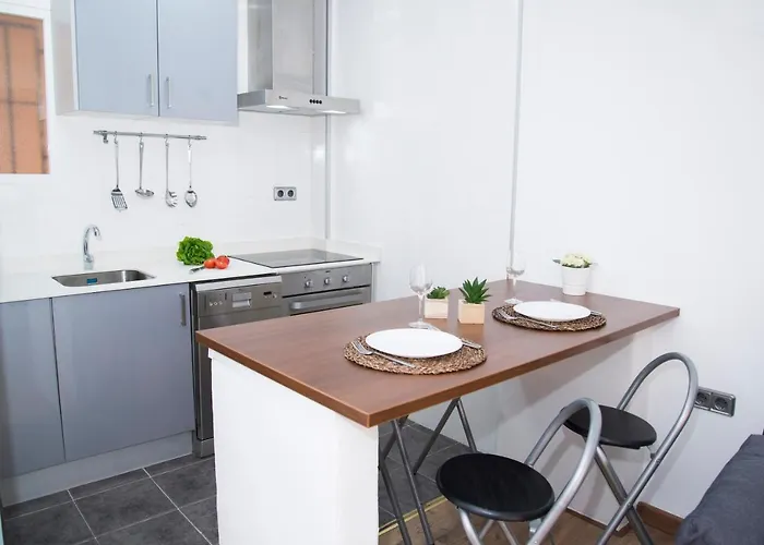 Cosy Close To Sea, Wifi, Air Cond