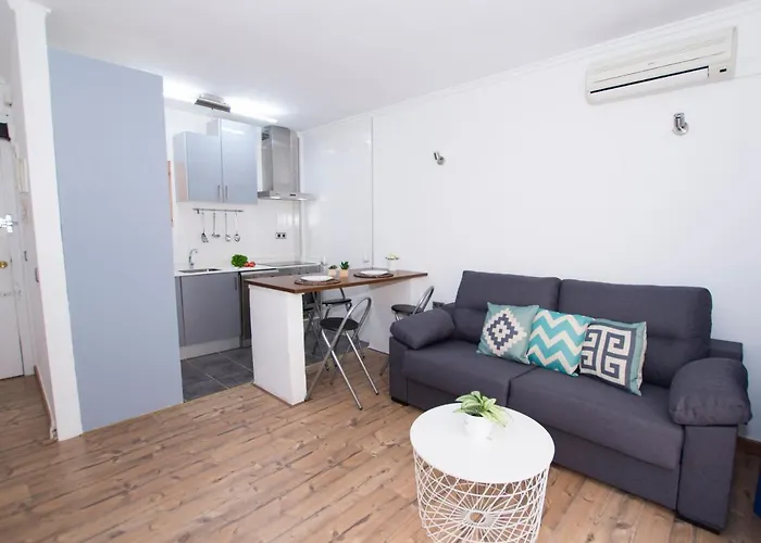 Apartment Cosy Close To Sea, Wifi, Air Cond